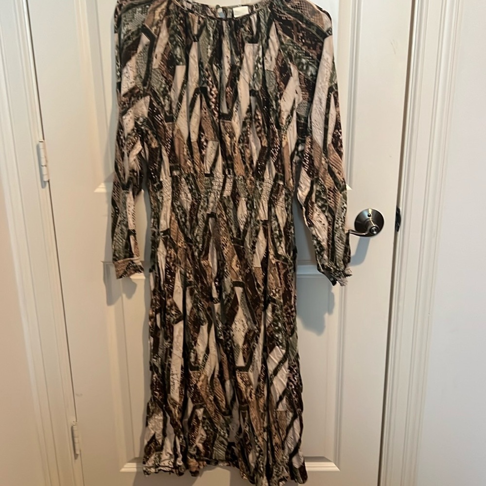 H&M size xl midi